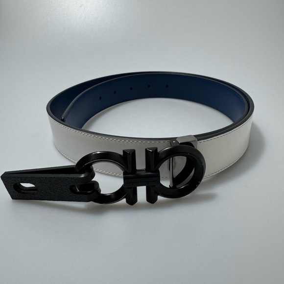 Ferragamo Gancini Reversible Belt White Blue with Black Buckle Size 38 - Picture 1 of 6